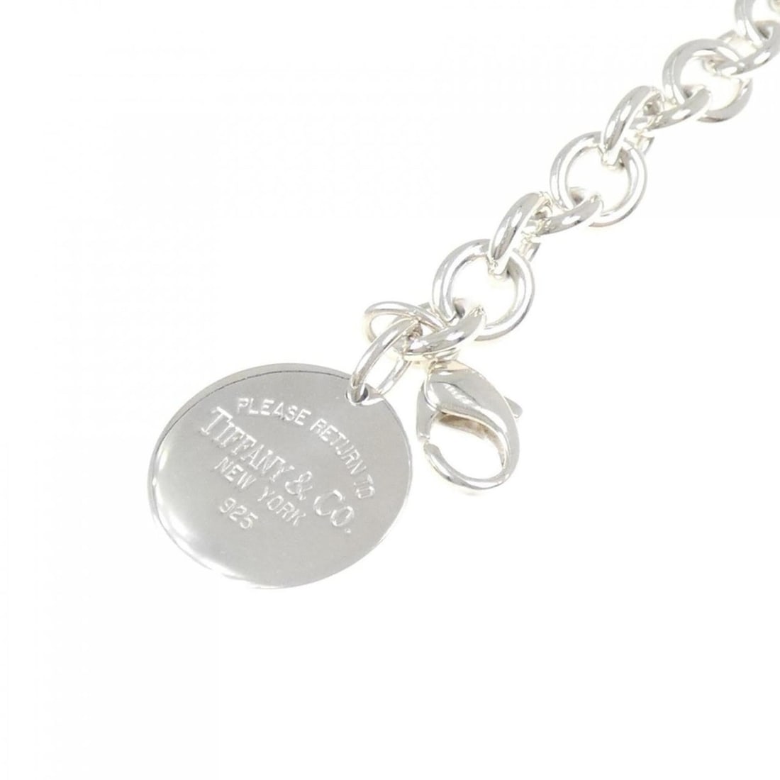 Tiffany & Co. Return to Bracelet: --- Catalog ---Category: SizeLength: 19.5cm / 7.67''Category: DesignType: Charm braceletColor: SilverGender: WomenMaterial: Silver 925Category: GeneralBrand: Tiffany--- Item List ---Section: Condition