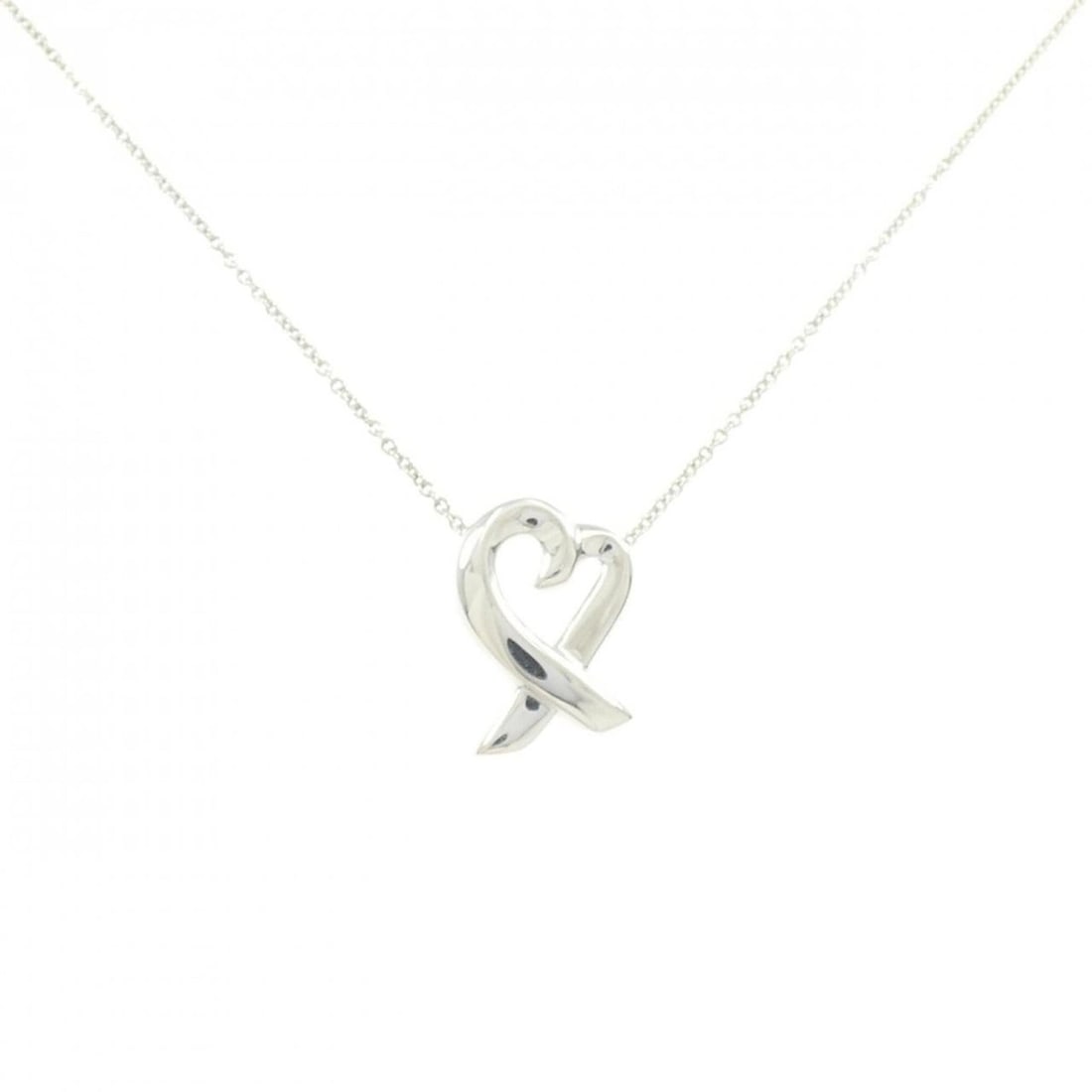 Tiffany Loving Heart Small Necklace: --- Catalog ---Category: SizePendant Size: 16.3mm x 11.4mm / 0.64'' x 0.44''Neck Circumference: 41 cm / 16.14''Category: DesignColor: SilverGender: WomenMaterial: Silver 925Pendant Type: