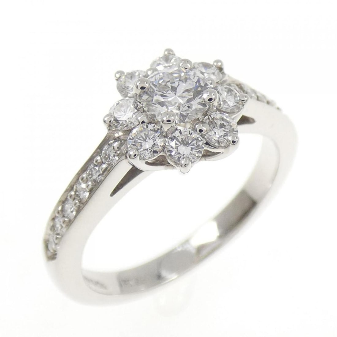 Tiffany Flora Ring: --- Catalog ---Category: SizeJP Size: 8US Size: 4.5Category: DesignType: Band ringColor: PlatinumStone: DiamondGender: WomenMaterial: Platinum 950Category: GeneralBrand: Tiffany--- Item List ---Sectio