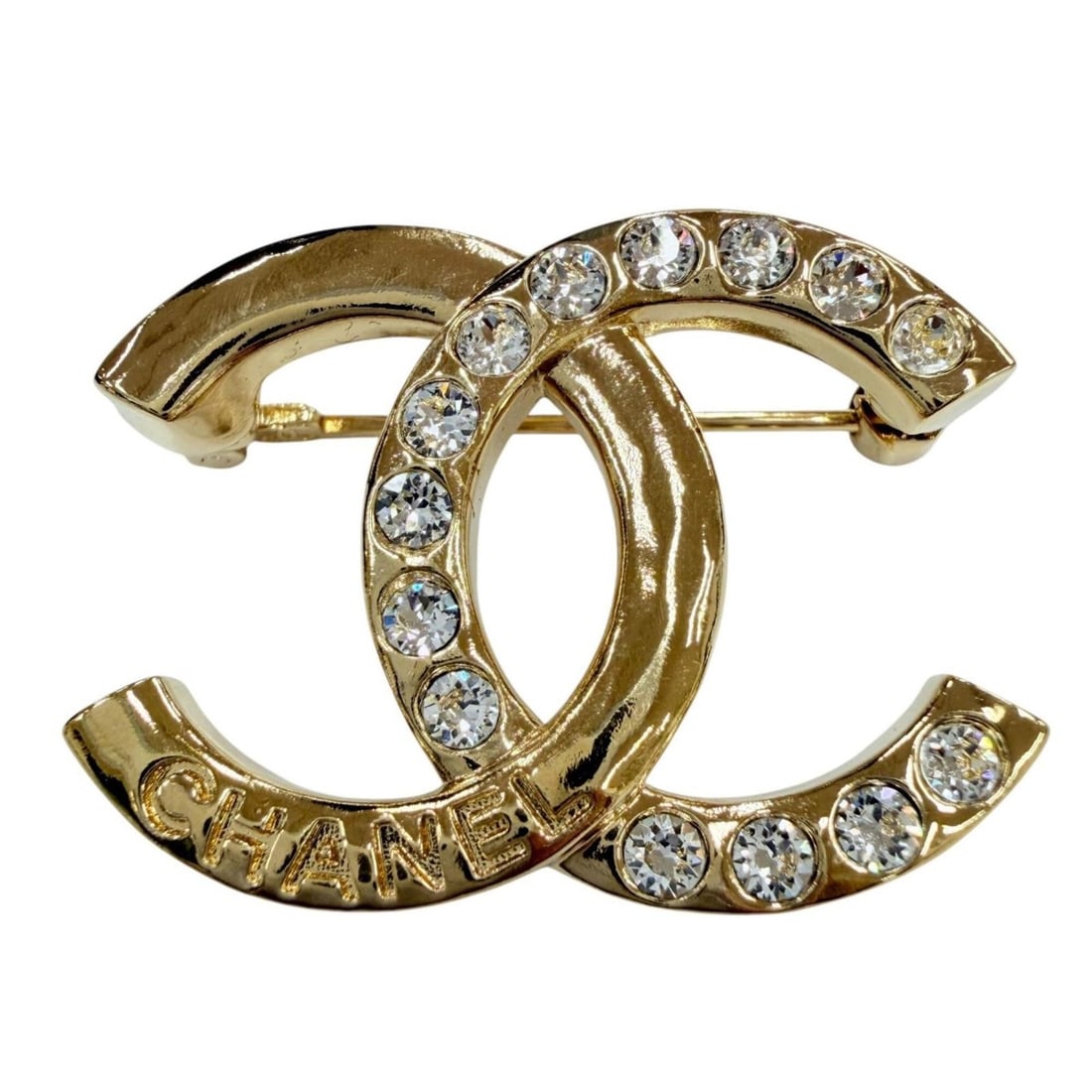 CHANEL A24P Metal Coco Mark Rhinestone Brooch, Gold, Made in France, Women's, with Box and Dust Bag.: --- Catalog ---Category: SizeSize (HxWxD): 2.5cm x 3.5cm / 0.98'' x 1.37''Category: DesignType: BroochColor: GoldGender: WomenMaterial: MetalCategory: GeneralMPN: A24PBrand: ChanelCountry of Origin: F