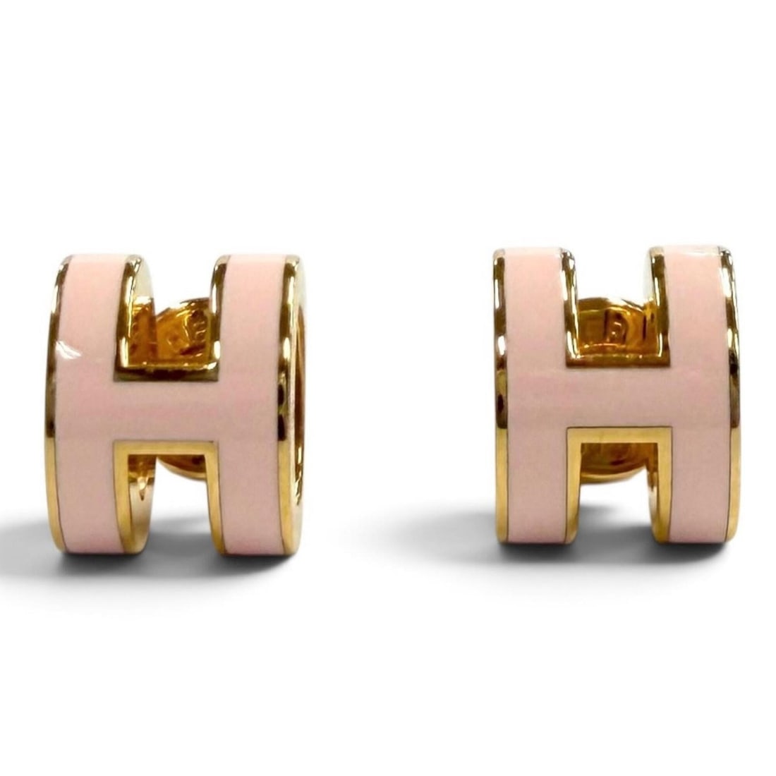 HERMES Mini Pop H Earrings, H-design, Gold and Pink, Made in France, Women's, with Box Dust Bag.: --- Catalog ---Category: SizeSize (HxWxD): 8.00mm x 7.00mm / 0.31'' x 0.28''Category: DesignType: Stud earringsColor: Gold, PinkGender: WomenCategory: GeneralBrand: HermesCountry of Origin: France--- 