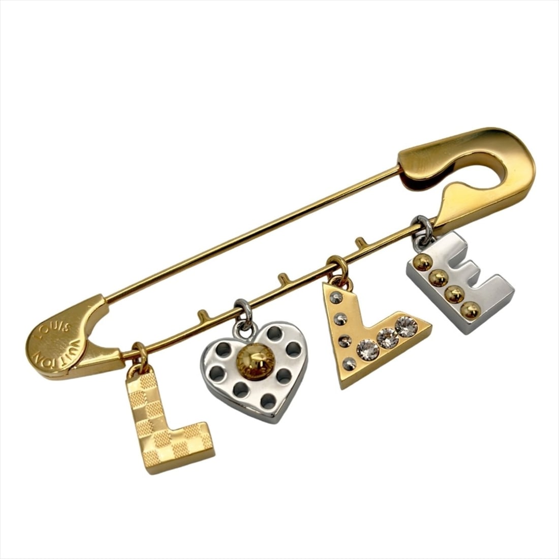 Louis Vuitton safety pin motif brooch, metal, M67035, gold hardware, LOVE charm.: --- Catalog ---Category: SizeSize (HxWxD): 2.8cm x 8.3cm / 1.1'' x 3.26''Category: DesignType: BroochColor: Gold, SilverGender: WomenMaterial: MetalCategory: GeneralMPN: M67035Brand: Louis Vuitton--- 