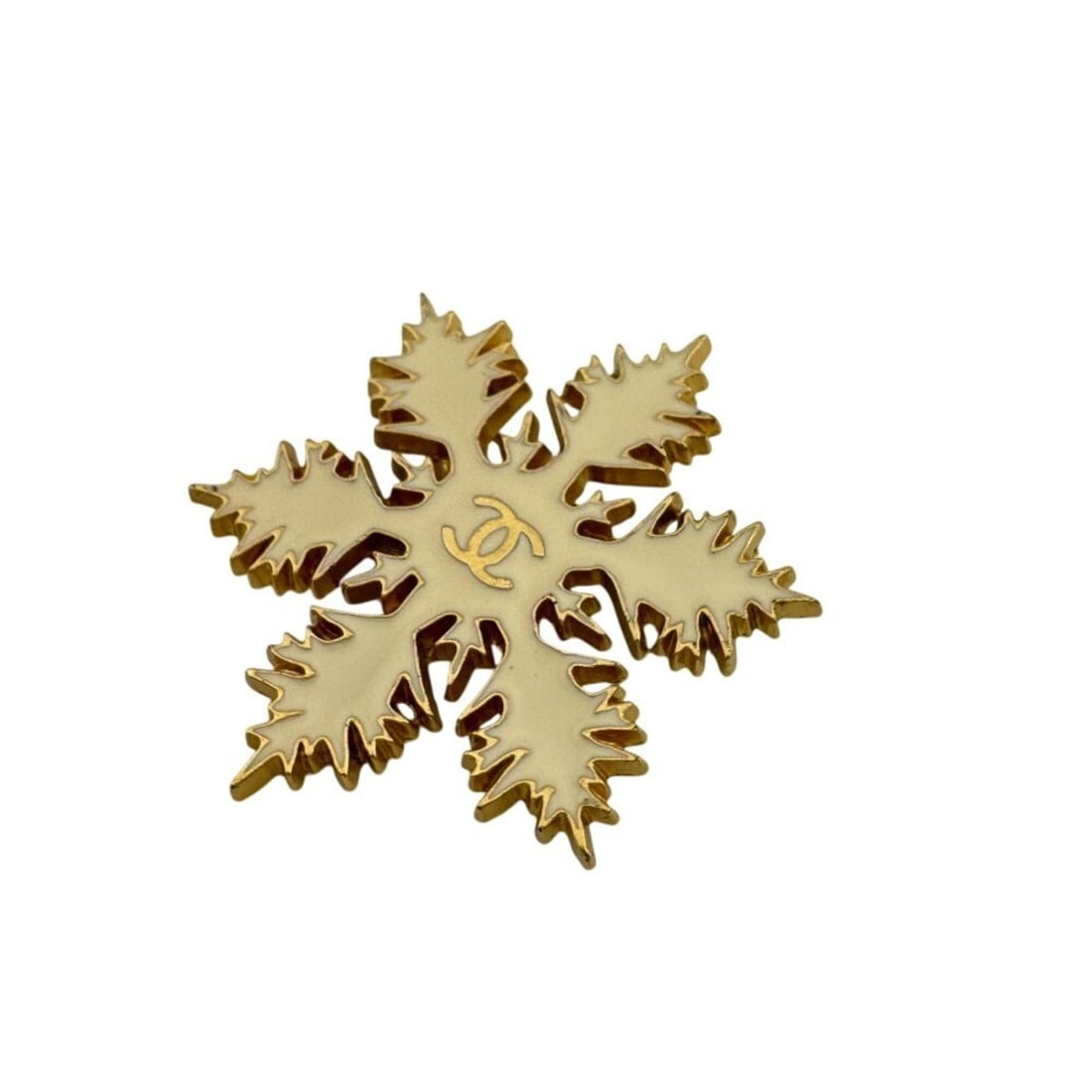 CHANEL 01A Coco Mark Snowflake Brooch Gold: --- Catalog ---Category: DesignType: BroochColor: GoldGender: Men,WomenMaterial: Gold platingCategory: GeneralMPN: 01ABrand: Chanel--- Item List ---Section: ConditionRanking: Rank AB Used - Traces of