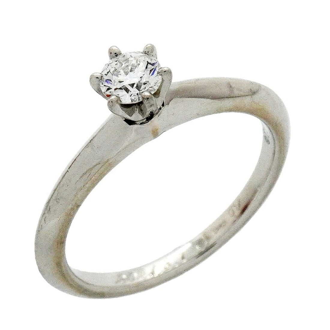 Tiffany & Co. Solitaire Ring, 1PD (One Diamond), Pt950 Platinum, 0.19ct Diamond, Size 7.5 (Women's): --- Catalog ---Category: SizeJP Size: 7.5US Size: 4Category: DesignType: Band ringStone: DiamondGender: WomenMaterial: Platinum 950Category: GeneralBrand: Tiffany--- Item List ---Section: ConditionRan