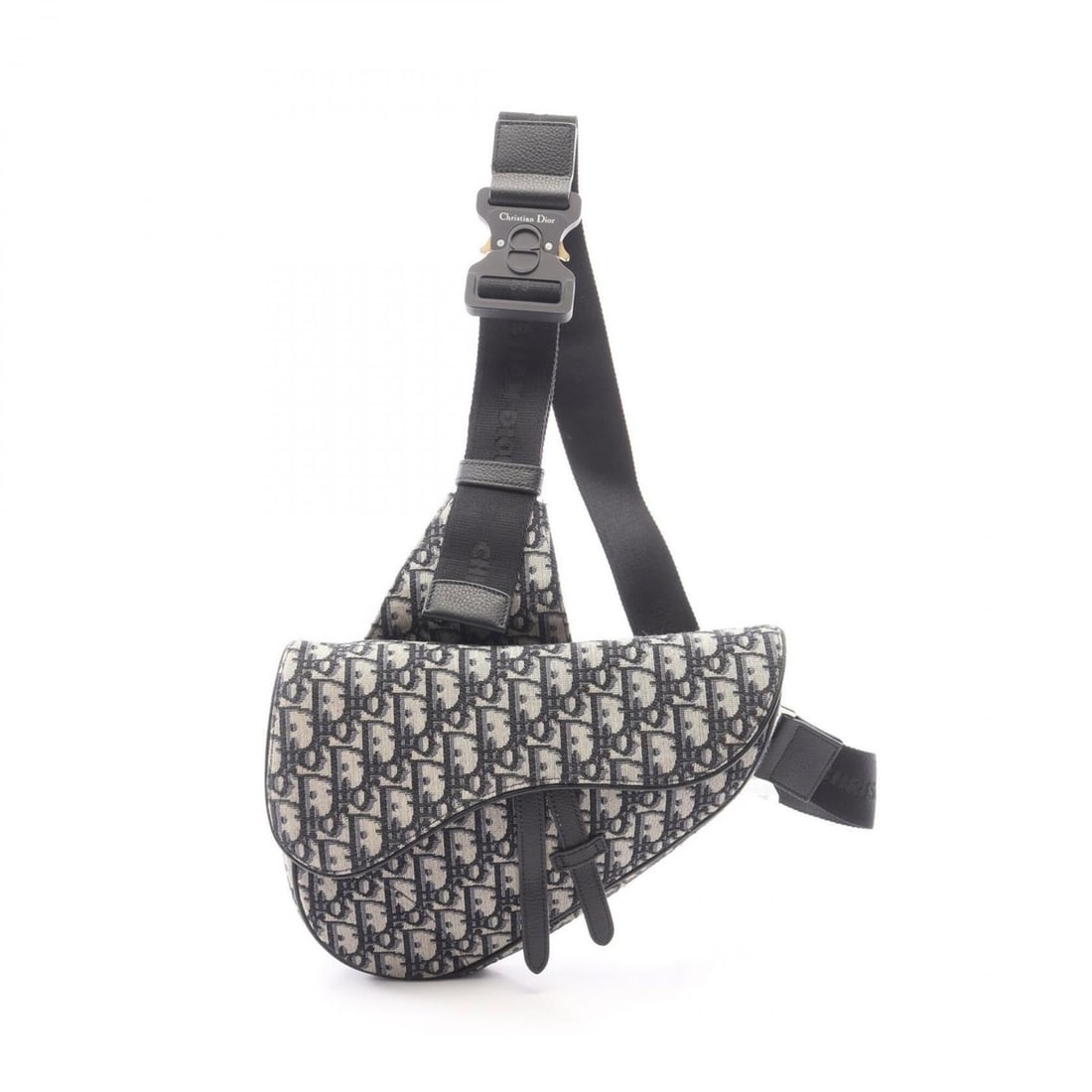 Christian Dior Dior SADDLE Saddle Bag, Oblique Jacquard Waist Body Handbag, Canvas Leather, Men's,: --- Catalog ---Category: SizeSize (HxWxD): 18.5cm x 26cm x 3cm / 7.28'' x 10.23'' x 1.18''Category: DesignType: Fanny pack, HandbagColor: Black, IvoryGender: MenMaterial: Canvas , Leather Category: Ge