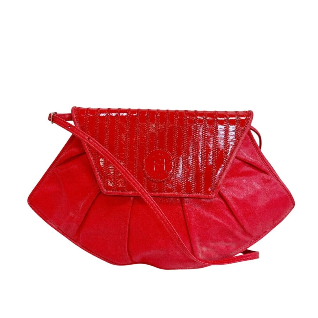 FENDI FF Pochette Shoulder Bag, Red: --- Catalog ---Category: SizeSize (HxWxD): 19cm x 32cm / 7.48'' x 12.59''Category: DesignType: Pochette, Shoulder bagColor: Red colorGender: WomenMaterial: Leather Category: GeneralBrand: Fendi---
