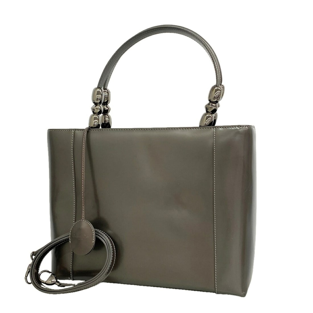 Christian Dior Maris Pearl Leather Handbag, Grey, 2-way Bag for Women: --- Catalog ---Category: SizeSize (HxWxD): 23cm x 28.5cm x 10cm / 9.05'' x 11.22'' x 3.93''Category: DesignType: HandbagColor: GrayGender: WomenMaterial: Leather Hardware Color: SilverCategory: Genera