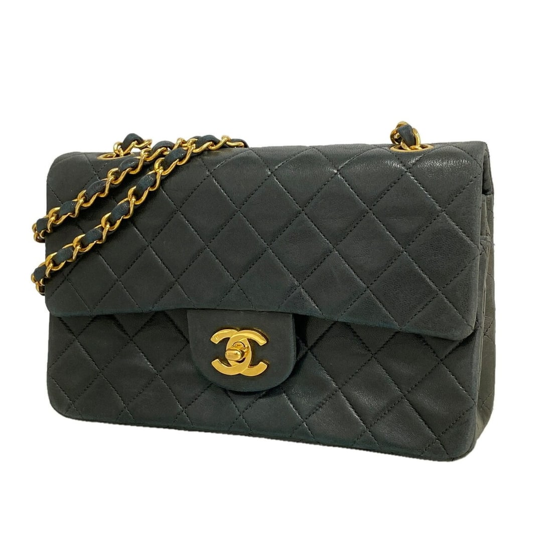 Chanel Matelassé Shoulder Bag, Double Flap, Chain, Lambskin, Black, Women's: --- Catalog ---Category: SizeSize (HxWxD): 14.5cm x 23cm x 6cm / 5.7'' x 9.05'' x 2.36''Category: DesignType: Shoulder bagColor: BlackGender: WomenMaterial: Leather Hardware Color: GoldLeather/Fur Typ