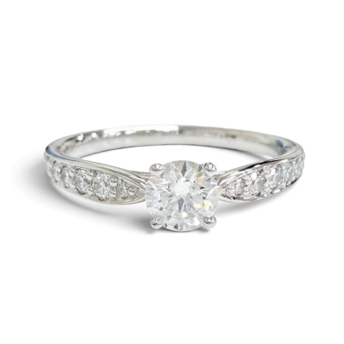 TIFFANY&Co. Tiffany Solitaire Channel Setting Ring, Diamond, PT950 Platinum, D0.28tc E VVS2 3EX,: --- Catalog ---Category: SizeJP Size: 9US Size: 5Category: DesignType: Band ringColor: PlatinumStone: DiamondGender: WomenClarity: VVS2Material: Platinum 950Category: GeneralBrand: Tiffany--- Item Lis