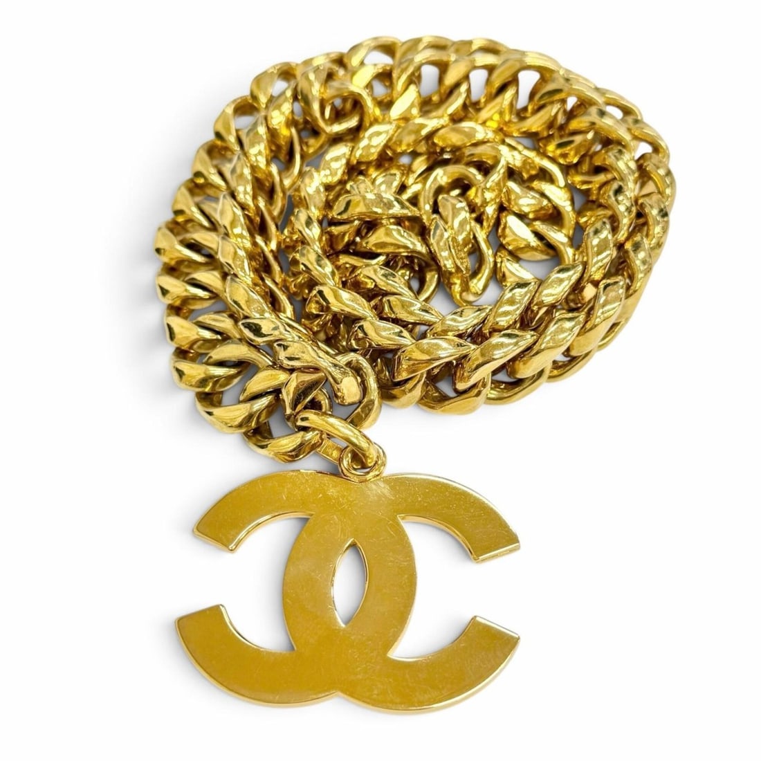 CHANEL Vintage 93A Coco Mark Chain Belt, Gold, Made in France, Women's, with Box: --- Catalog ---Category: SizeLength: 95cm / 37.4''Category: DesignType: Chain beltColor: GoldGender: WomenCategory: GeneralMPN: 93ABrand: ChanelCountry of Origin: France--- Item List ---Section: Condi