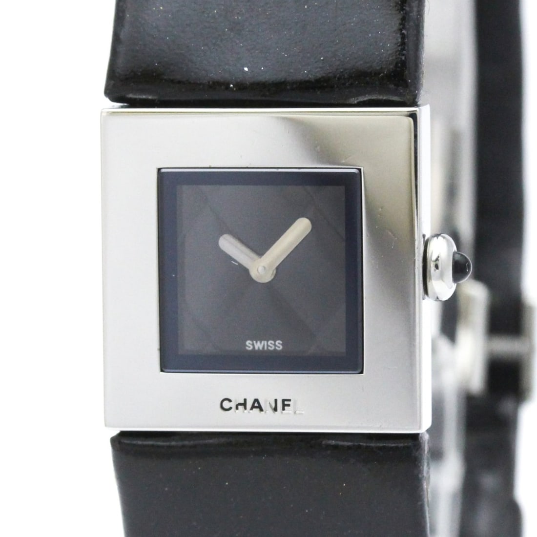 CHANEL Matelasse Steel Leather Quartz Ladies Watch H0116 Polished: --- Catalog ---Category: SizeCase Diameter: 19mm / 0.75''Category: DesignType: WristwatchStyle: Dress/FormalGender: WomenColor (Dial): BlackMaterial (Band): LeatherMaterial (Case): Stainless steelCate