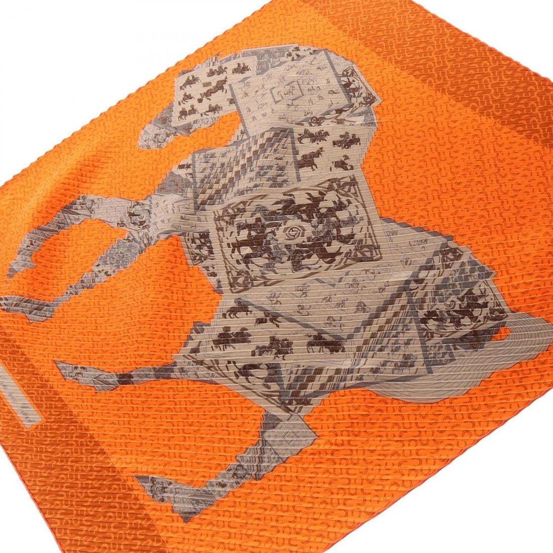 Hermes Carre Plissé A Cheval sur mon pleated scarf muffler silk women's orange/gray: --- Catalog ---Category: SizeSize (LxW): 1.3m / 51.18''Category: DesignType: ScarfColor: Gray, OrangeGender: WomenMaterial: Silk Category: GeneralBrand: Hermes--- Item List ---Section: ConditionRankin