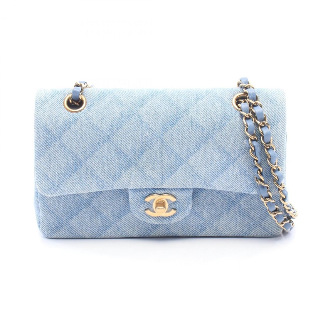 Chanel Matelassé Double Flap Shoulder Bag/Handbag, Denim Leather, Women's, Blue (A01113): --- Catalog ---Category: SizeSize (HxWxD): 14cm x 23cm x 6cm / 5.51'' x 9.05'' x 2.36''Category: DesignType: Handbag, Shoulder bagColor: BlueGender: WomenMaterial: Denim Category: GeneralMPN: A01113Br