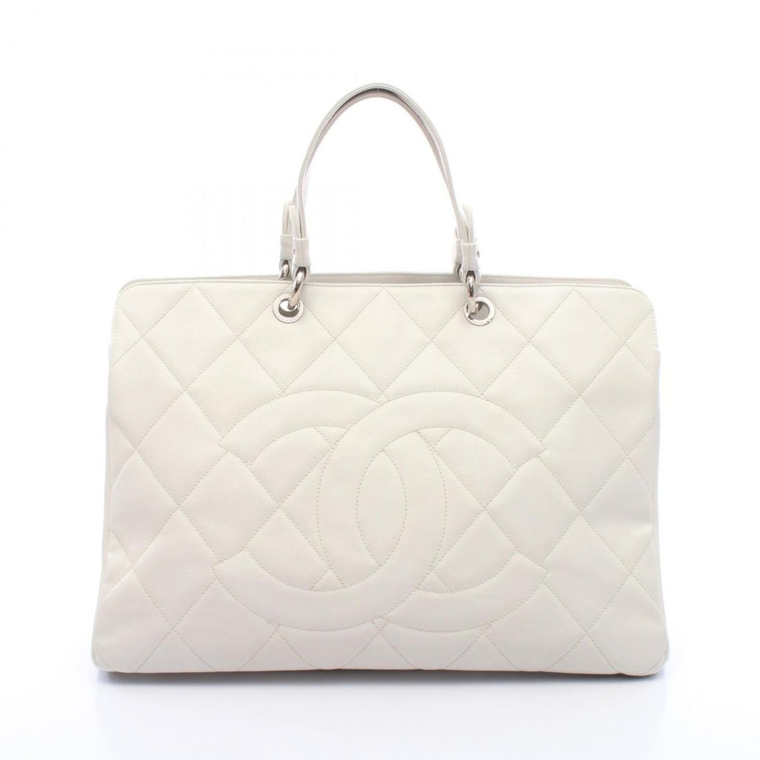 Chanel Matelassé Large Coco Mark Tote Bag Handbag Caviar Skin (Grained Calfskin) Women's White: --- Catalog ---Category: SizeSize (HxWxD): 33cm x 44cm x 15.5cm / 12.99'' x 17.32'' x 6.1''Category: DesignType: Handbag, Tote bagColor: WhiteGender: WomenMaterial: Grained Calfskin Hardware Color: Si