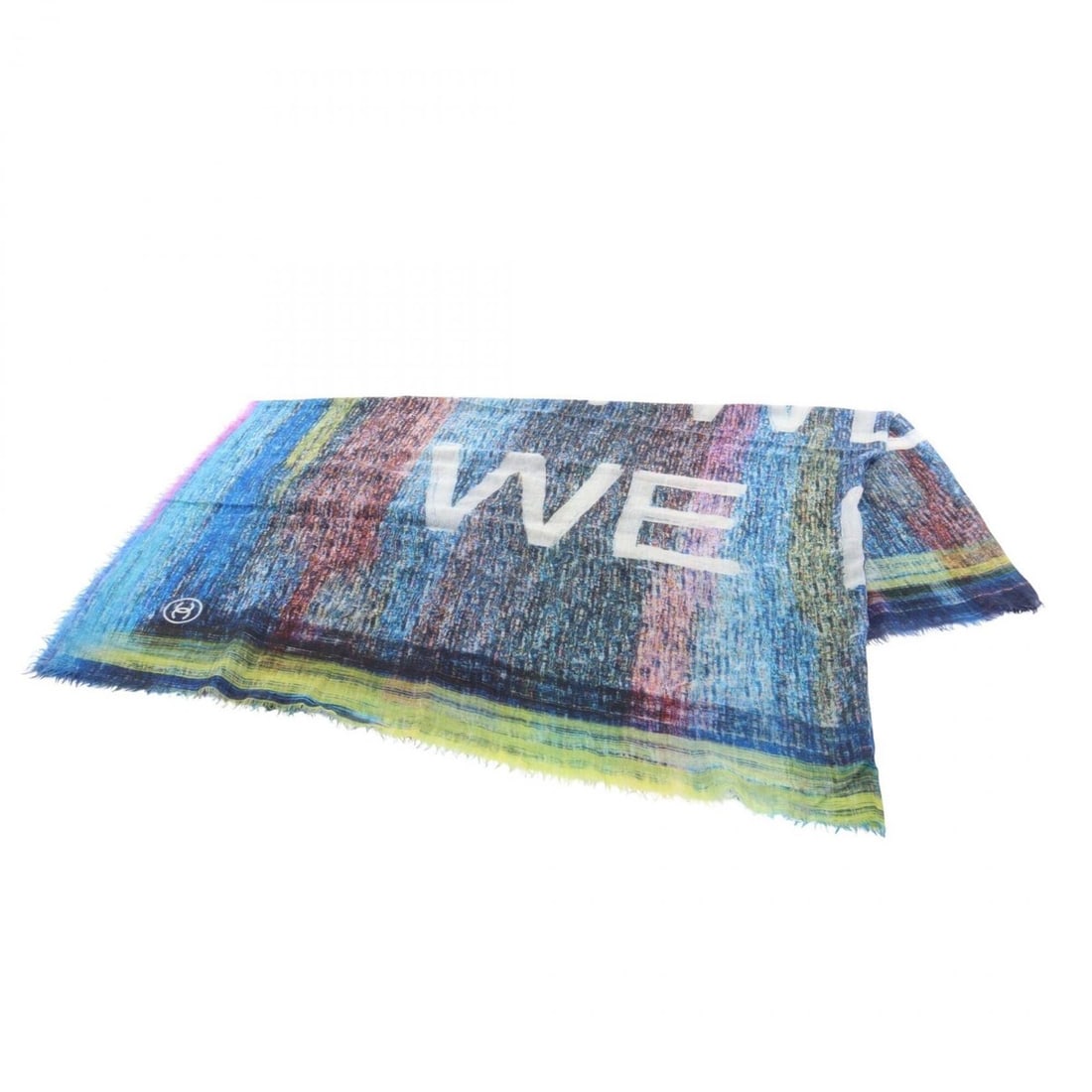 Chanel logo scarf, cashmere, women's, blue tones, multicolor: --- Catalog ---Category: SizeSize (LxW): 2m x 1.35m / 78.74'' x 53.14''Category: DesignType: StoleColor: Blue, Multi-colorGender: WomenMaterial: Cashmere Category: GeneralBrand: Chanel--- Item List --
