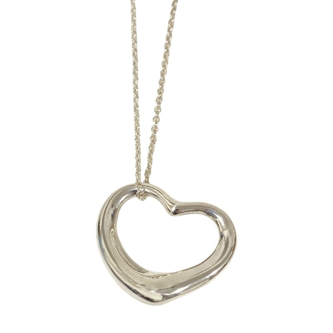 Tiffany & Co. Elsa Peretti Open Heart Large Necklace, 925 Sterling Silver, Women's: --- Catalog ---Category: SizePendant Size: 23mm x 27mm / 0.9'' x 1.06''Neck Circumference: 45.5 cm / 17.91''Category: DesignColor: SilverGender: WomenMaterial: Silver 925Necklace Type: NecklaceCategor
