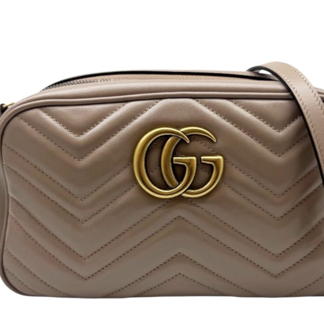 GUCCI GG Marmont Quilted Small Leather Pink Beige Chain Shoulder Bag 447632 Women's: --- Catalog ---Category: SizeSize (HxWxD): 15cm x 24cm x 7cm / 5.9'' x 9.44'' x 2.75''Category: DesignType: Shoulder bagColor: Pink beigeGender: WomenMaterial: Leather Category: GeneralBrand: Gucci---