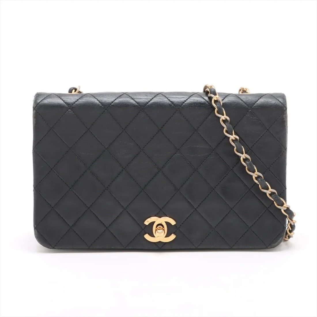 Chanel Matelassé Lambskin Leather Shoulder Bag for Women, with Guarantee and Serial Seal.: --- Catalog ---Category: SizeSize (HxWxD): 14.5cm x 23cm x 6cm / 5.7'' x 9.05'' x 2.36''Category: DesignType: Shoulder bagColor: BlackGender: WomenMaterial: Leather Leather/Fur Type: LambskinCategory:
