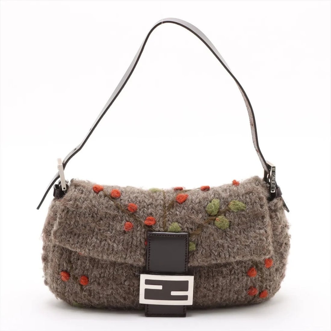 Fendi Mamma Baguette Leather Shoulder Bag Tote Handbag for Women: --- Catalog ---Category: SizeSize (HxWxD): 16cm x 26cm x 7.5cm / 6.29'' x 10.23'' x 2.95''Category: DesignType: Handbag, Shoulder bag, Tote bagColor: BrownGender: WomenMaterial: Leather Category: Gene