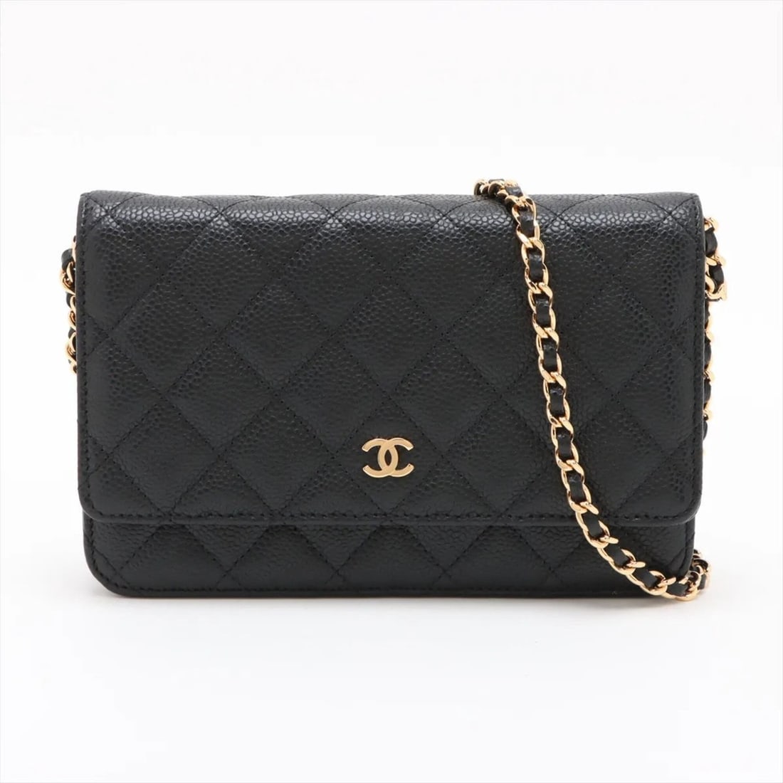 Chanel Matelassé Caviar Skin Leather Long Wallet with Guarantee and Serial Number, Chain for Women: --- Catalog ---Category: SizeSize (HxWxD): 12.5cm x 19cm x 3cm / 4.92'' x 7.48'' x 1.18''Category: DesignType: Chain/Shoulder walletColor: BlackGender: WomenMaterial: Leather Category: GeneralBrand: C
