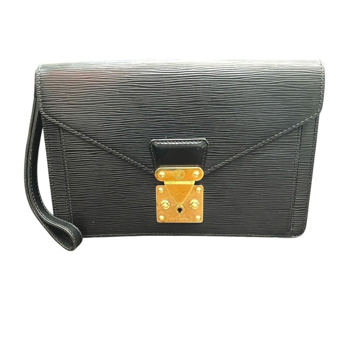 Louis Vuitton LOUIS VUITTON Serie Dragonne Clutch Bag, Epi Leather, M52612: --- Catalog ---Category: SizeSize (HxWxD): 18cm x 26cm x 4cm / 7.08'' x 10.23'' x 1.57''Handle Length: 20cm / 7.87''Category: DesignType: Clutch bagColor: BlackGender: Women,MenMaterial: Epi leather C