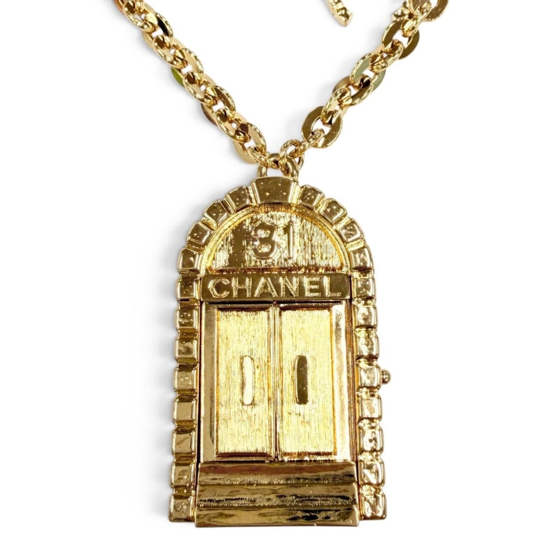 CHANEL B22A AB8654 31 RUE CAMBON Locket Pendant Coco Mark Cambon 78cm Necklace Gold Made in Italy (1 of 20)