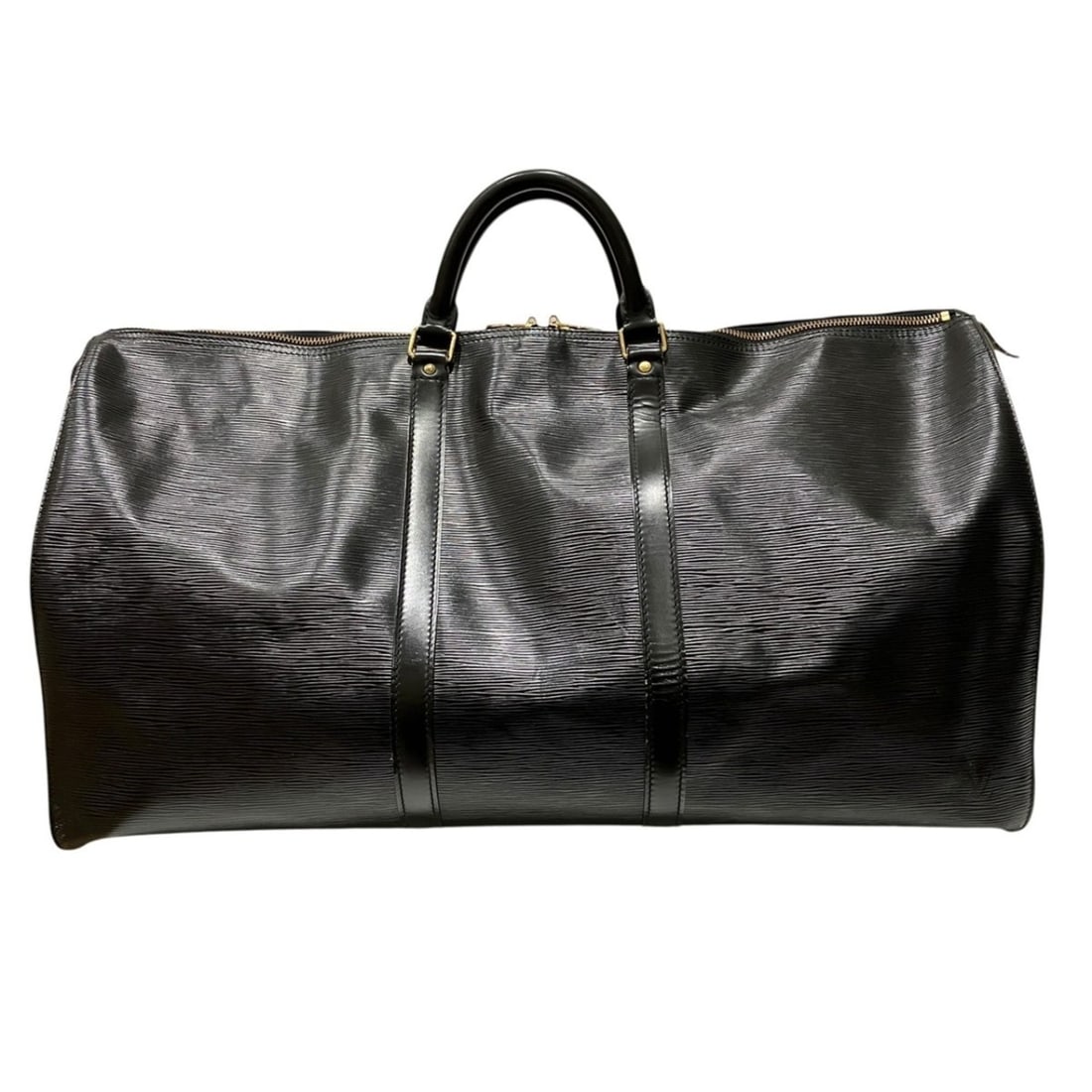 Louis Vuitton Keepall Boston Bag, Epi Leather, M42942: --- Catalog ---Category: SizeSize (HxWxD): 31cm x 60cm x 27cm / 12.2'' x 23.62'' x 10.62''Handle Length: 31cm / 12.2''Category: DesignType: Boston bagColor: BlackGender: Men,WomenMaterial: Epi leather
