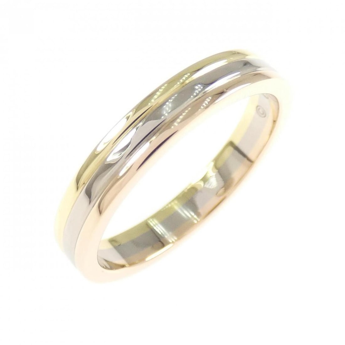 Cartier Louis Vendôme Ring: --- Catalog ---Category: SizeUS Size: 7Brand Size: 54Category: DesignType: Band ringGender: WomenMaterial: Pink gold (18K), White gold (18K), Yellow gold (18K)Category: GeneralMPN: B4052200Brand: Cart