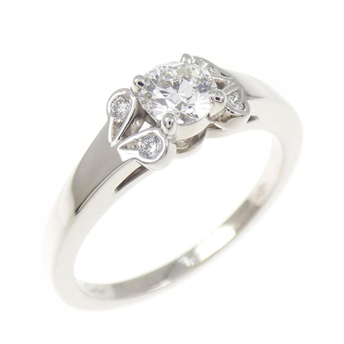 Cartier Ballerina Ring 0.30CT H VVS2 EXT: --- Catalog ---Category: SizeUS Size: 6Brand Size: 51Category: DesignType: Band ringStone: DiamondGender: WomenMaterial: Platinum 950Category: GeneralBrand: Cartier--- Item List ---Section: ConditionR