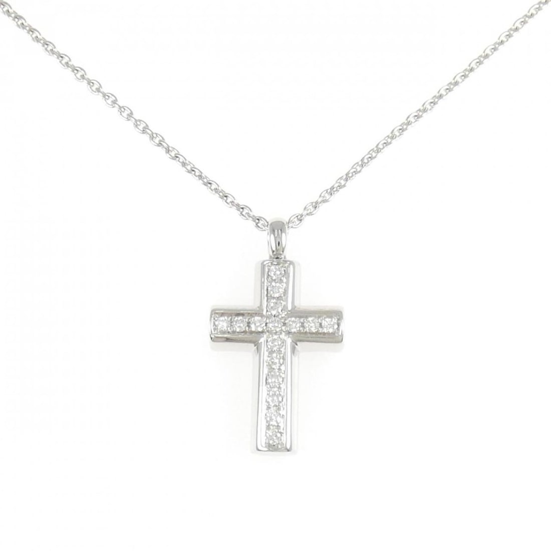 Bvlgari Latin Cross Necklace: --- Catalog ---Category: SizePendant Size: 25.8mm x 14.3mm / 1.01'' x 0.56''Neck Circumference: 40 cm / 15.74''Category: DesignStone: DiamondGender: WomenMaterial: White gold (18K)Pendant Type: