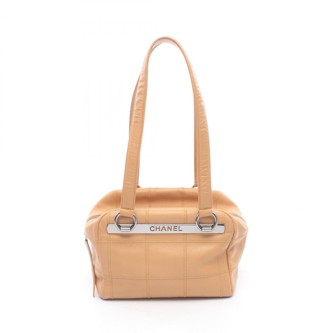 Chanel Chocolate Bar Shoulder Bag/Handbag, Caviar Leather (Grained Calfskin), Women's, Beige: --- Catalog ---Category: SizeSize (HxWxD): 16cm x 21cm x 15cm / 6.29'' x 8.26'' x 5.9''Category: DesignType: Handbag, Shoulder bagColor: BeigeGender: WomenMaterial: Grained Calfskin Hardware Color: Si