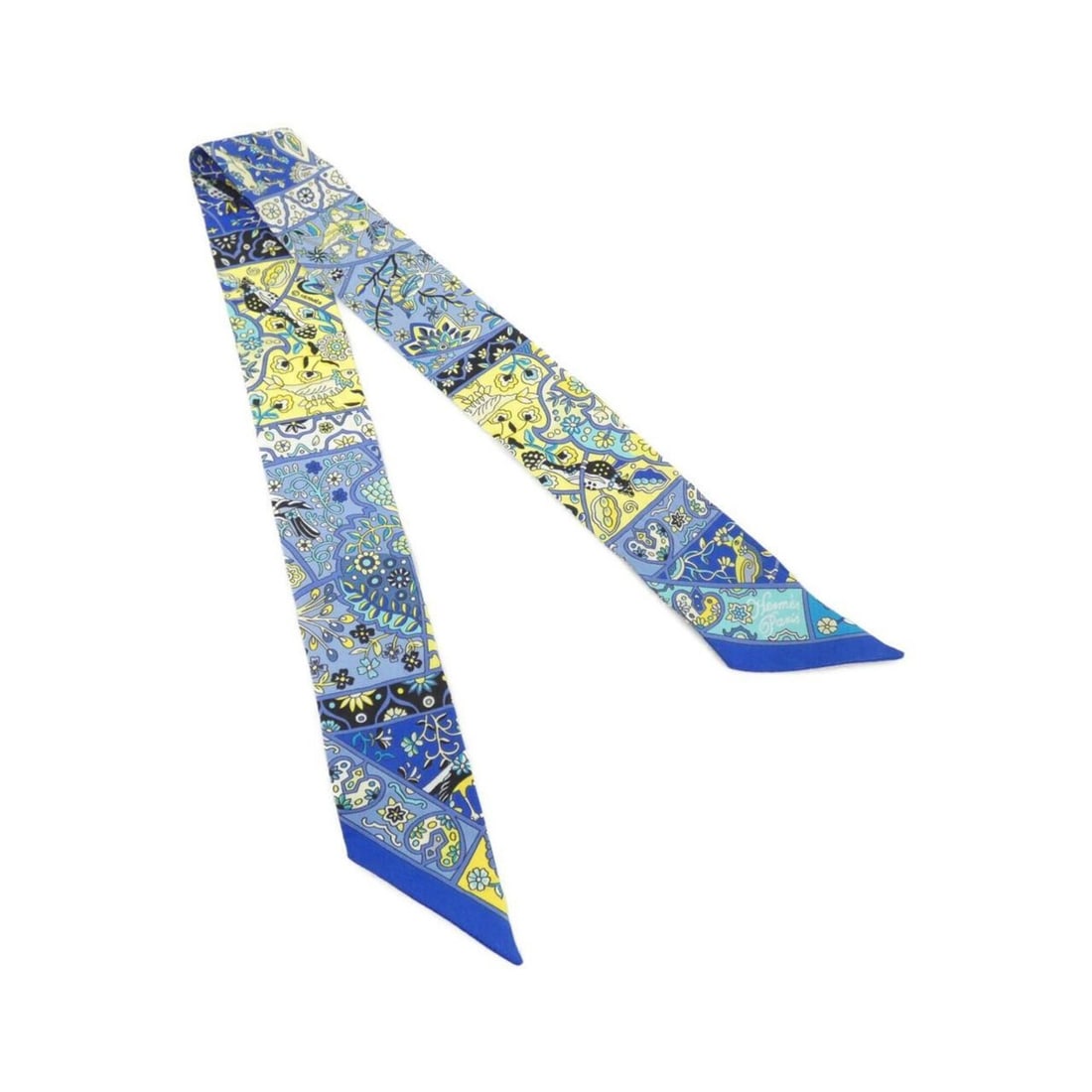 Hermes AU PAYS DES OISEAUX FLEURS Twilly Scarf Muffler: --- Catalog ---Category: SizeSize (LxW): 5cm x 86cm / 1.96'' x 33.85''Category: DesignType: ScarfColor: BlueGender: Men,WomenMaterial: Silk Category: GeneralBrand: Hermes--- Item List ---Section: