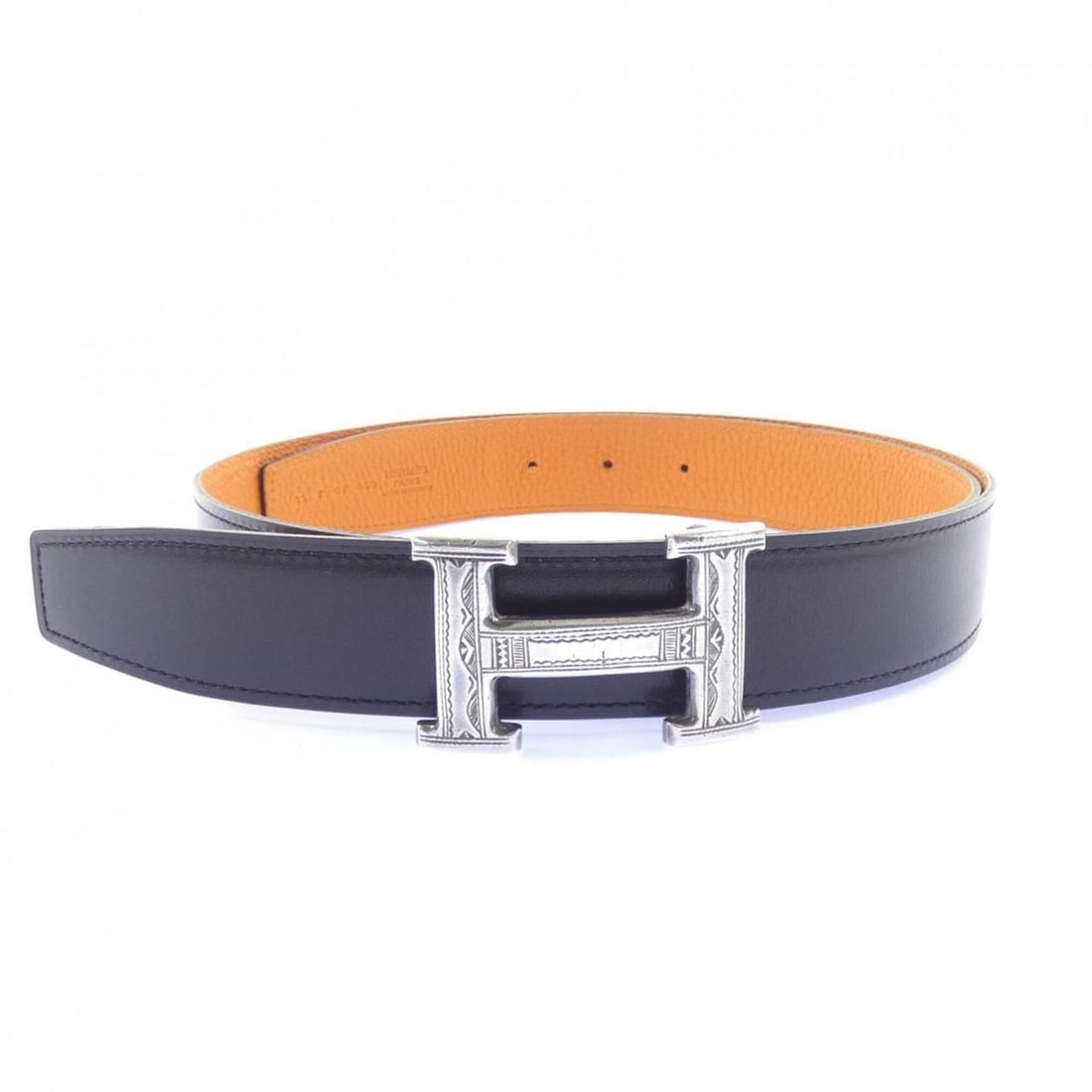 Hermes HERMES H Touareg 32mm Reversible Belt: --- Catalog ---Category: SizeLength: 82.5cm - 87.5cm / 32.48'' - 34.44''Category: DesignType: Standard beltColor: Black, OrangeGender: MenCategory: GeneralBrand: Hermes--- Item List ---Section: