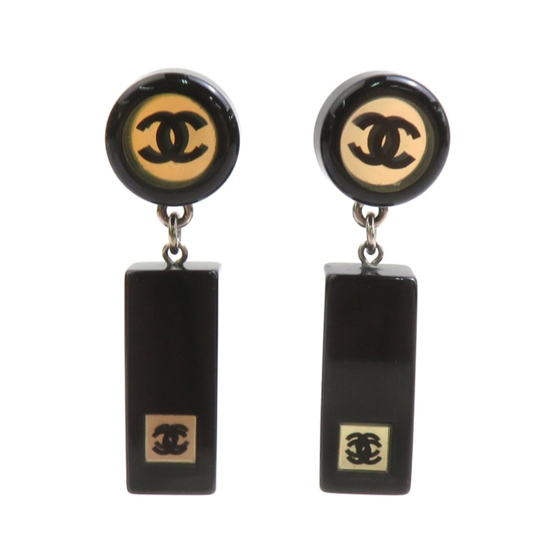 Chanel earrings, Coco Mark design, resin and metal, black silver, for women, e62190i: --- Catalog ---Category: SizeSize (HxWxD): 47.00mm x 14.00mm / 1.85'' x 0.55''Category: DesignType: Drop earringsColor: Black, SilverGender: WomenMaterial: Metal, ResinCategory: GeneralBrand: ChanelCo