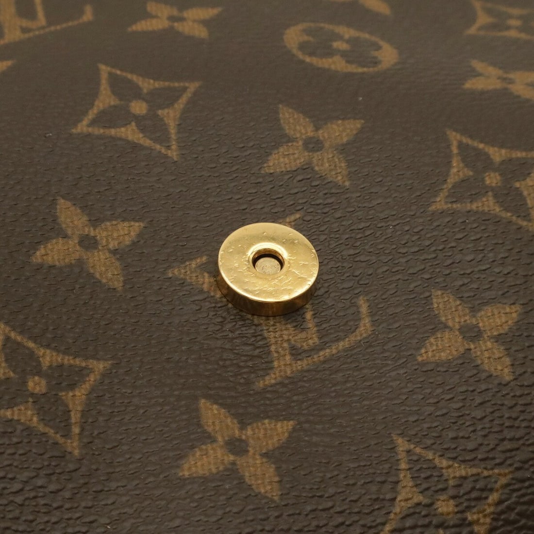 Chanel Matelassé Ring - 10