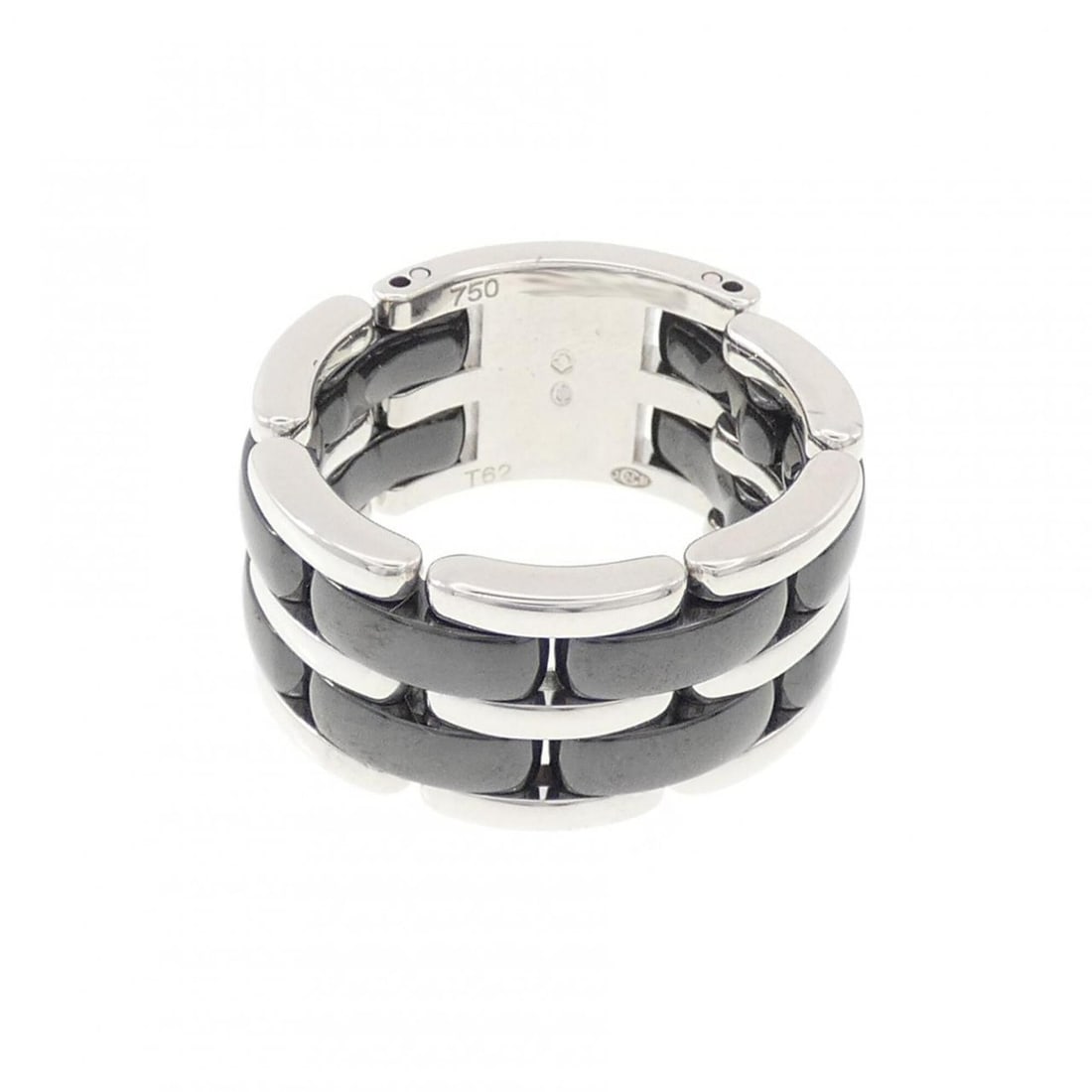 Chanel Ultra Collection Large Ring: --- Catalog ---Category: SizeUS Size: 10.5Brand Size: 62Category: DesignType: Band ringColor: White goldGender: Women,MenMaterial: Ceramic, White gold (18K)Category: GeneralMPN: J2641Brand: Chanel---