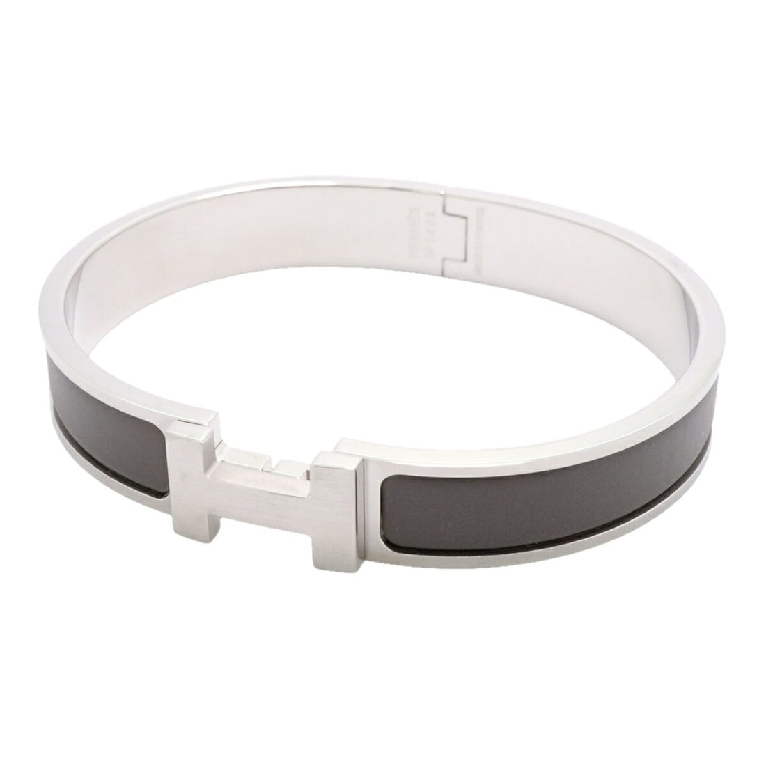 Hermes Click HH Metal Bangle, Silver/Grey, Men's: --- Catalog ---Category: SizeLength: 19cm / 7.48''Category: DesignType: BangleColor: Gray, SilverGender: MenMaterial: MetalCategory: GeneralBrand: Hermes--- Item List ---Section: ConditionRanking: Ran