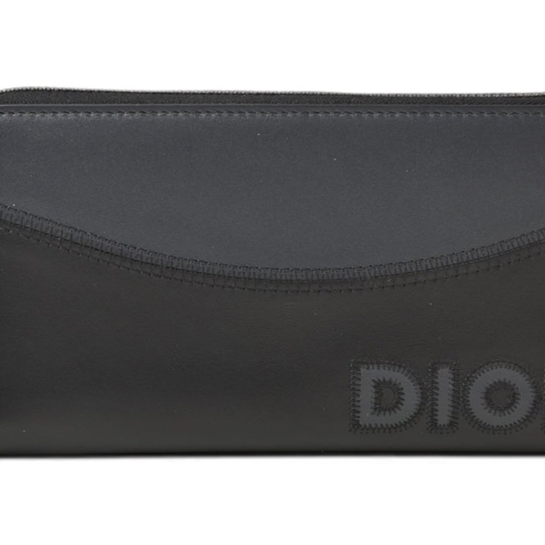 Dior Homme Long Wallet, Round Leather Embroidered Black Zip Wallet for Men: --- Catalog ---Category: SizeSize (HxWxD): 10.5cm x 19.5cm x 2cm / 4.13'' x 7.67'' x 0.78''Category: DesignColor: BlackGender: MenMaterial: Leather Category: GeneralBrand: Dior HommeCountry of Origin: