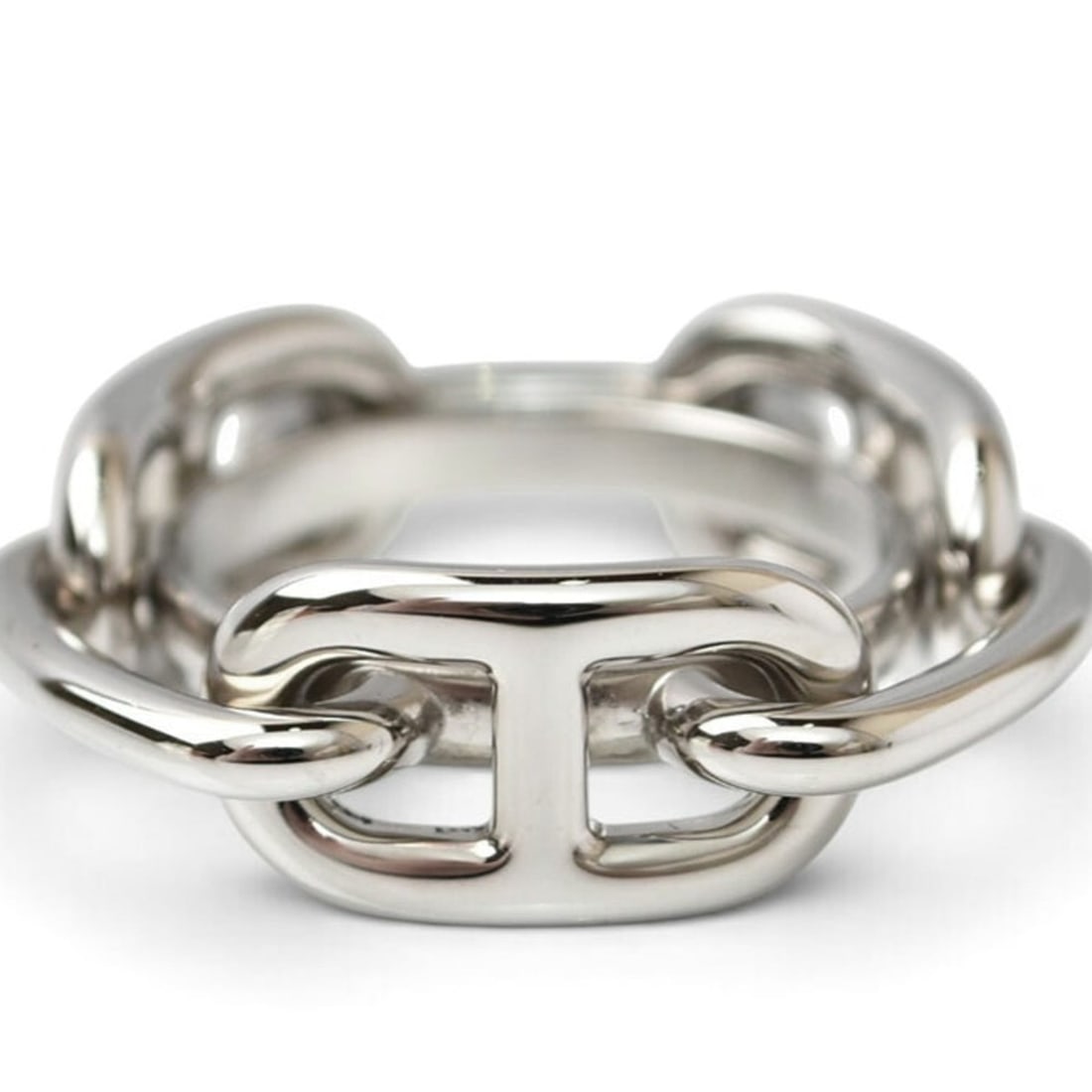 Hermes Scarf Ring Holder HERMES Chaine d'Ancre Silver: --- Catalog ---Category: SizeInner Diameter: 2.20mm / 0.09''Category: DesignColor: SilverStyle: CasualGender: Women,MenMaterial: BrassCategory: GeneralBrand: Hermes--- Item List ---Section: ConditionR