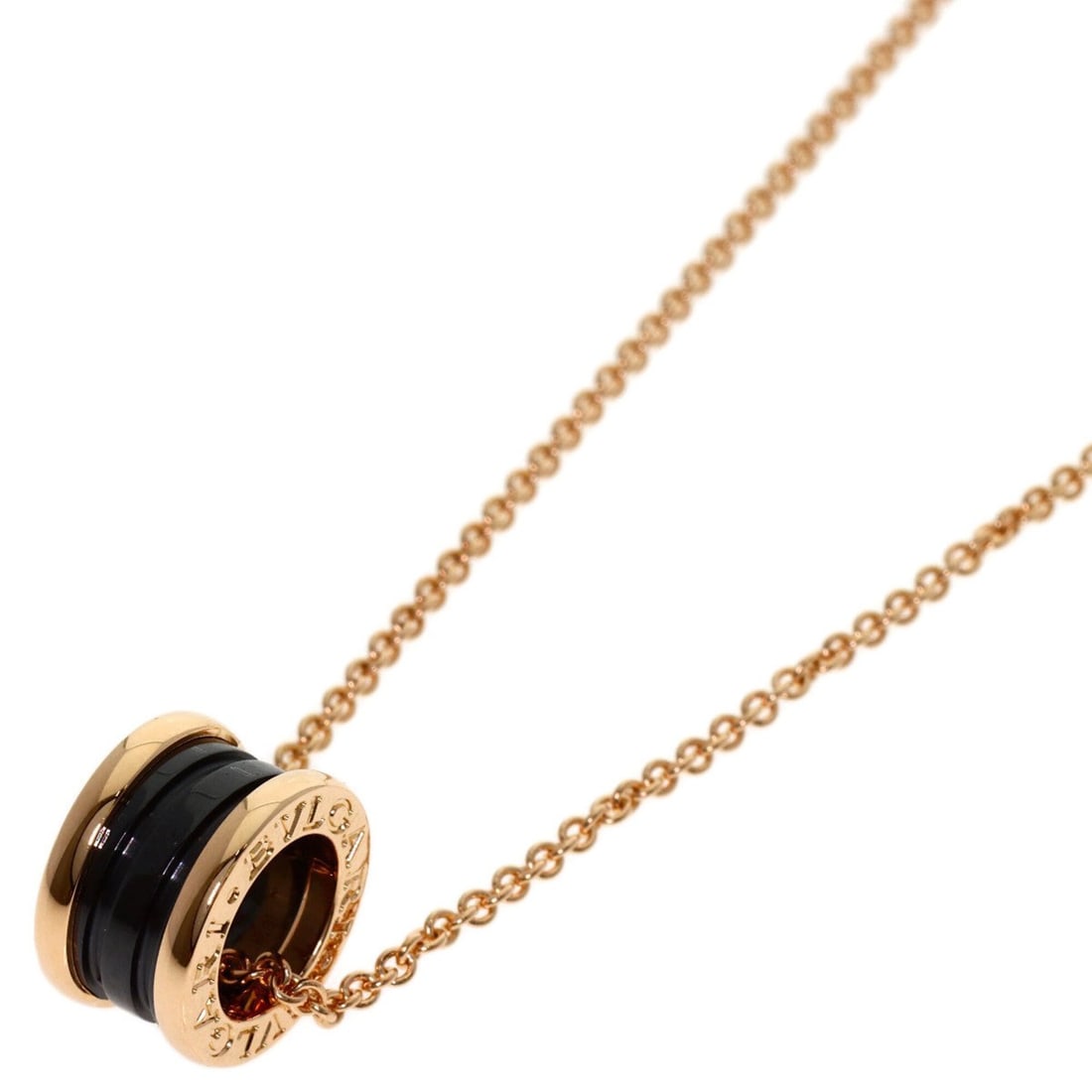 BVLGARI B-zero1 Black Ceramic Necklace 18K Pink Gold Women's: --- Catalog ---Category: SizePendant Size: 14.8mm x 9mm / 0.58'' x 0.35''Neck Circumference: 45 cm / 17.71''Category: DesignGender: WomenMaterial: Pink gold (18K)Necklace Type: NecklaceCategory: Gener