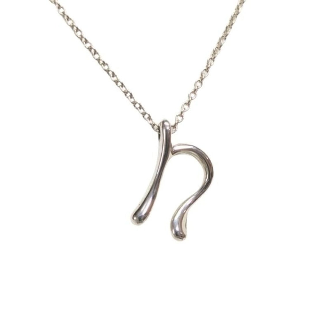 Tiffany & Co. Necklace Letter N Silver SV925 Women's: --- Catalog ---Category: SizeWeight: 1.7g / 0.05oz.Pendant Size: 12mm x 9mm / 0.47'' x 0.35''Neck Circumference: 40 cm / 15.74''Category: DesignColor: SilverGender: WomenMaterial: Silver 925Pendant Ty