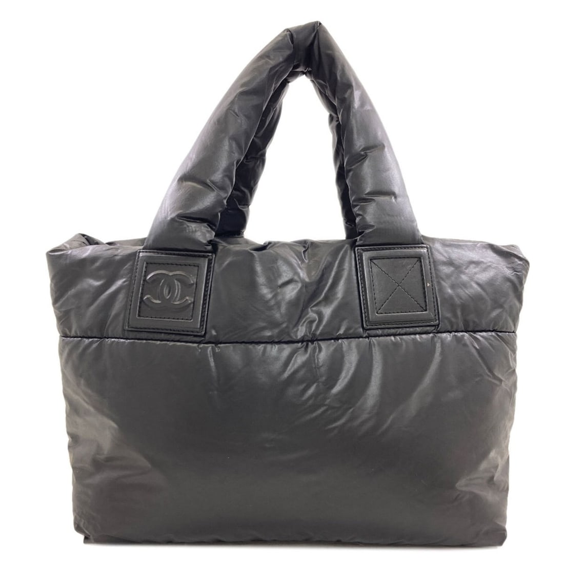 Chanel Coco Cocoon Tote Bag Nylon Women's CHANEL: --- Catalog ---Category: SizeSize (HxWxD): 22cm x 31cm x 16.5cm / 8.66'' x 12.2'' x 6.49''Category: DesignType: Tote bagColor: BlackGender: WomenMaterial: Nylon Category: GeneralBrand: Chanel--- Item 