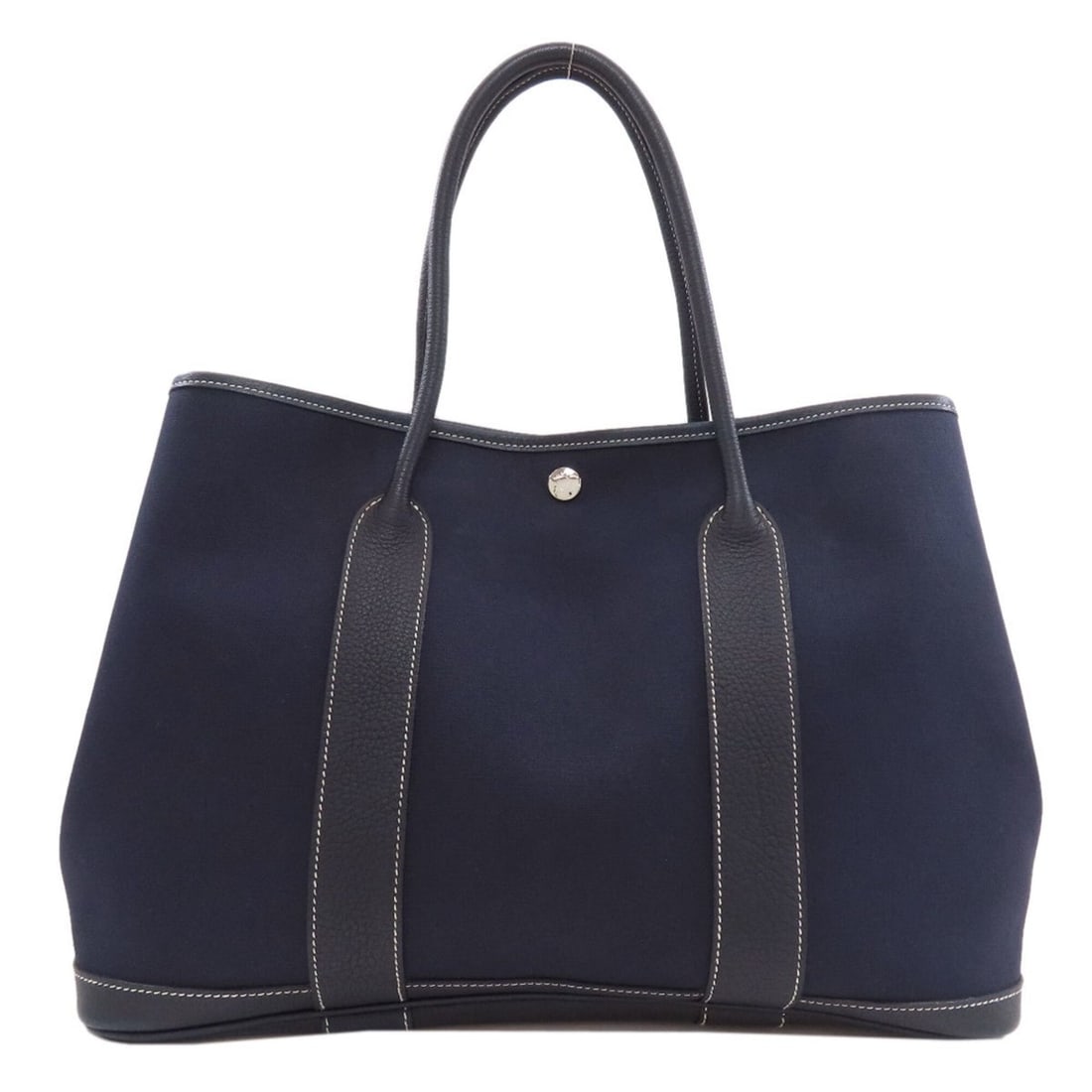 Hermes Garden Party PM Silver Hardware Handbag Toile Officier Women's HERMES: --- Catalog ---Category: SizeSize (HxWxD): 26cm x 37cm x 17cm / 10.23'' x 14.56'' x 6.69''Category: DesignType: HandbagColor: NavyGender: WomenMaterial: Toile officier Category: GeneralBrand: Hermes--