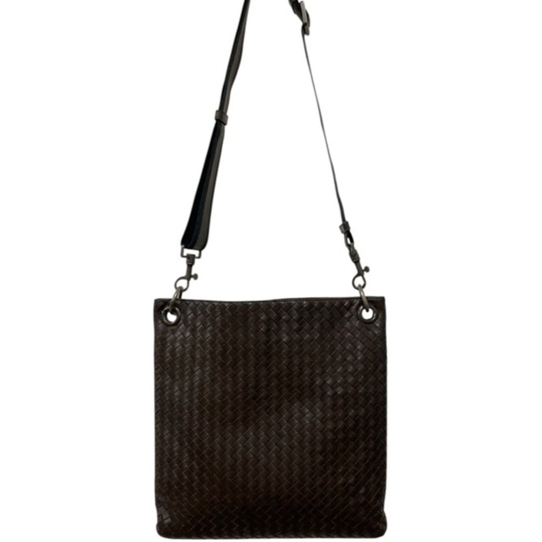 BOTTEGA VENETA Intrecciato Shoulder Bag D4: --- Catalog ---Category: SizeSize (HxWxD): 33cm x 32cm x 2cm / 12.99'' x 12.59'' x 0.78''Category: DesignType: Shoulder bagColor: BrownGender: WomenMaterial: Leather Category: GeneralBrand: Bottega