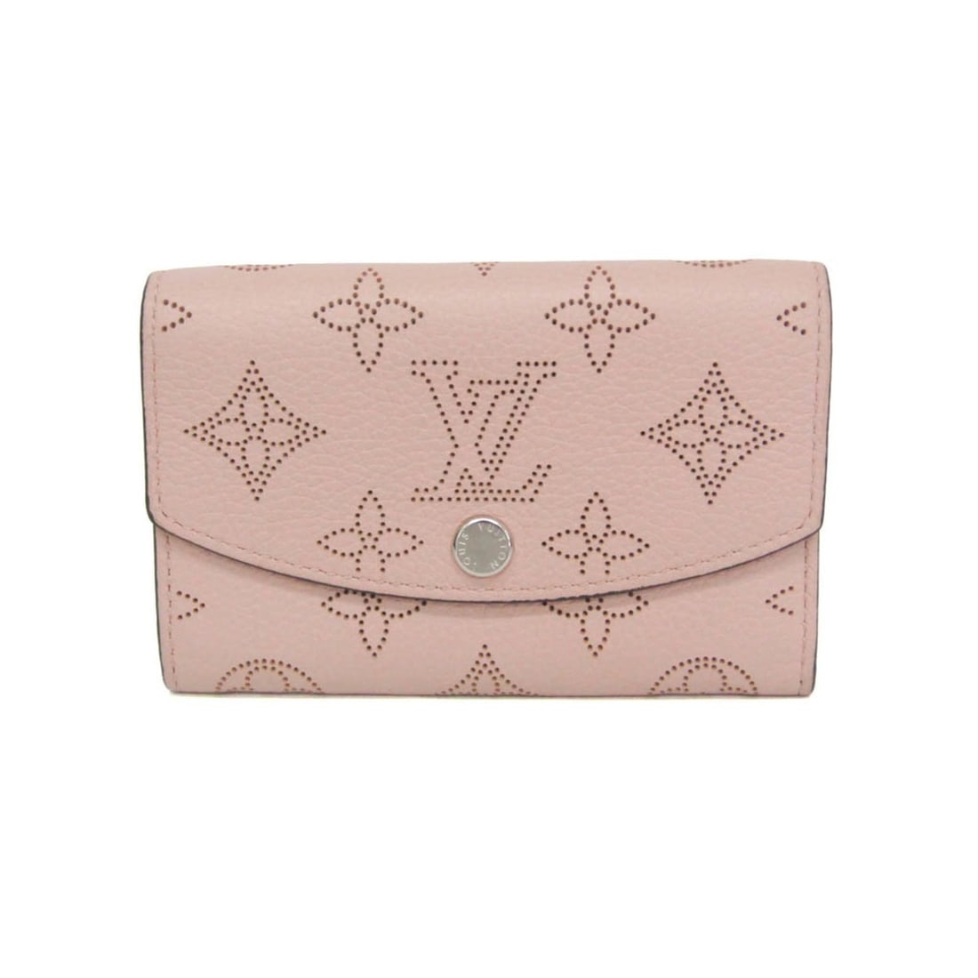 Louis Vuitton Mahina Anae Coin Purse M64050 Women's Mahina Leather Coin Purse/coin Case Magnolia: --- Catalog ---Category: SizeWeight: 70g / 2.46oz.Size (HxWxD): 8cm x 12cm x 1cm / 3.14'' x 4.72'' x 0.39''Category: DesignType: Coin purse/coin caseColor: MagnoliaGender: WomenClosure: Snap (hook)Mat
