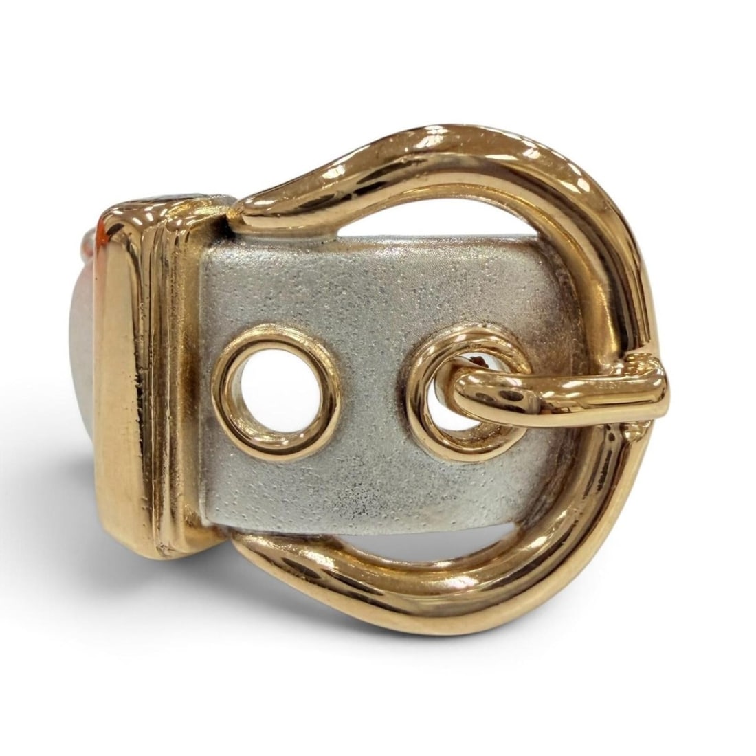 HERMES 925 750 Boucles Sellier Ring, Combination Silver and Yellow Gold, Weight 6.9g, Women's, with: --- Catalog ---Category: SizeJP Size: 12US Size: 6.5Category: DesignType: Band ringColor: Silver, Yellow goldGender: WomenMaterial: Silver 925, Yellow gold (18K)Category: GeneralBrand: Hermes--- Item 