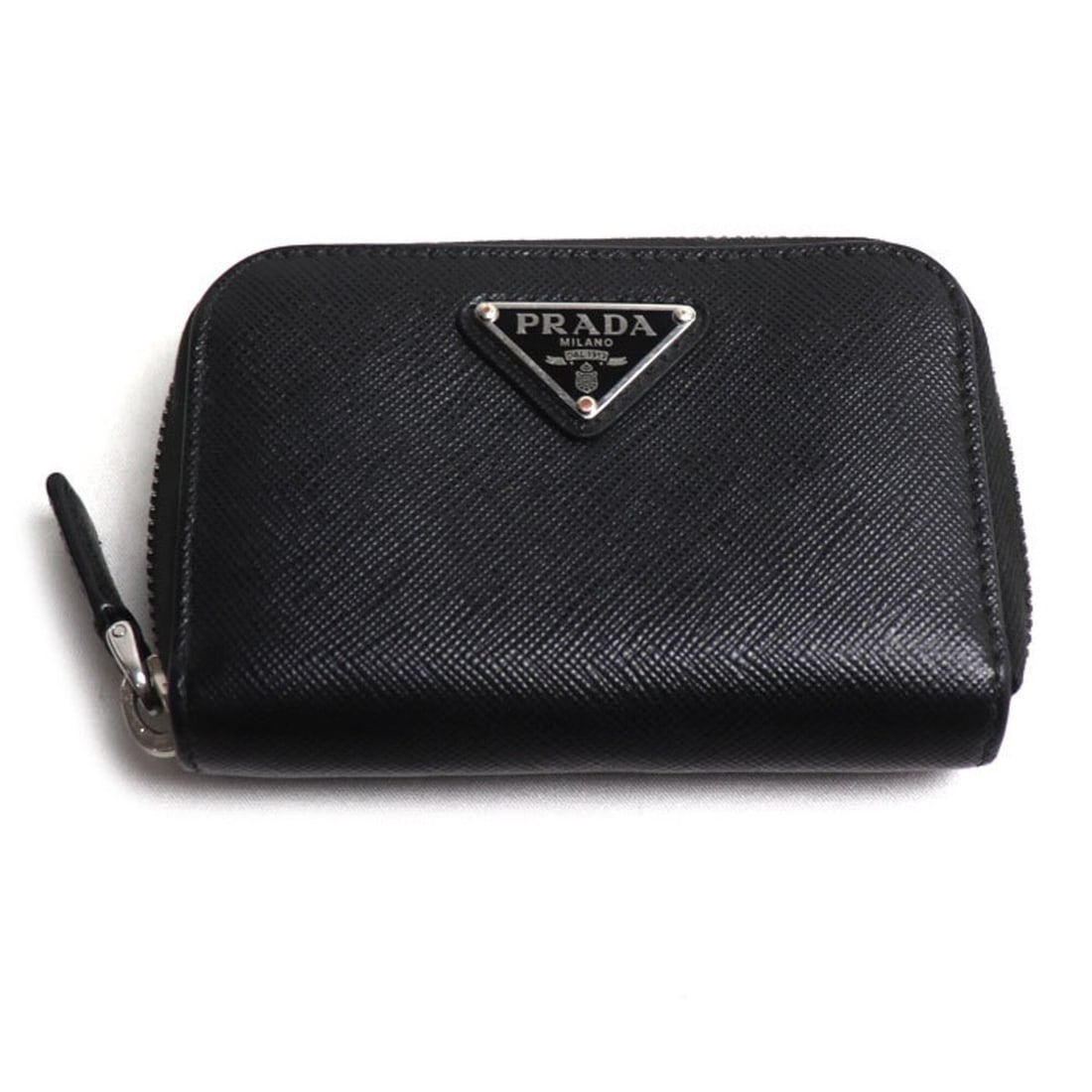 PRADA Triangle Coin Purse/Coin Case, Black, 2MM003_QHH_F0002, Men's/Women's: --- Catalog ---Category: SizeSize (HxWxD): 7.5cm x 11cm x 2.5cm / 2.95'' x 4.33'' x 0.98''Category: DesignType: Coin purse/coin caseColor: BlackGender: Men,WomenMaterial: Leather Category: GeneralMPN: