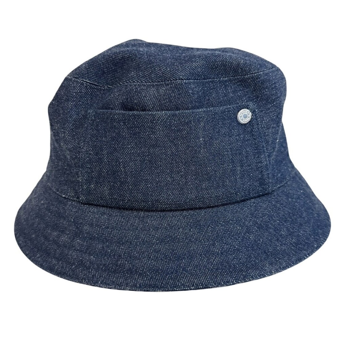 HERMES Elena Sellier Button Hat, Navy: --- Catalog ---Category: DesignType: Bucket hatColor: NavyGender: WomenMaterial: Denim Category: GeneralBrand: HermesCategory: MeasurementsCircumference: 57cm / 22.44''--- Item List ---Section: Condit