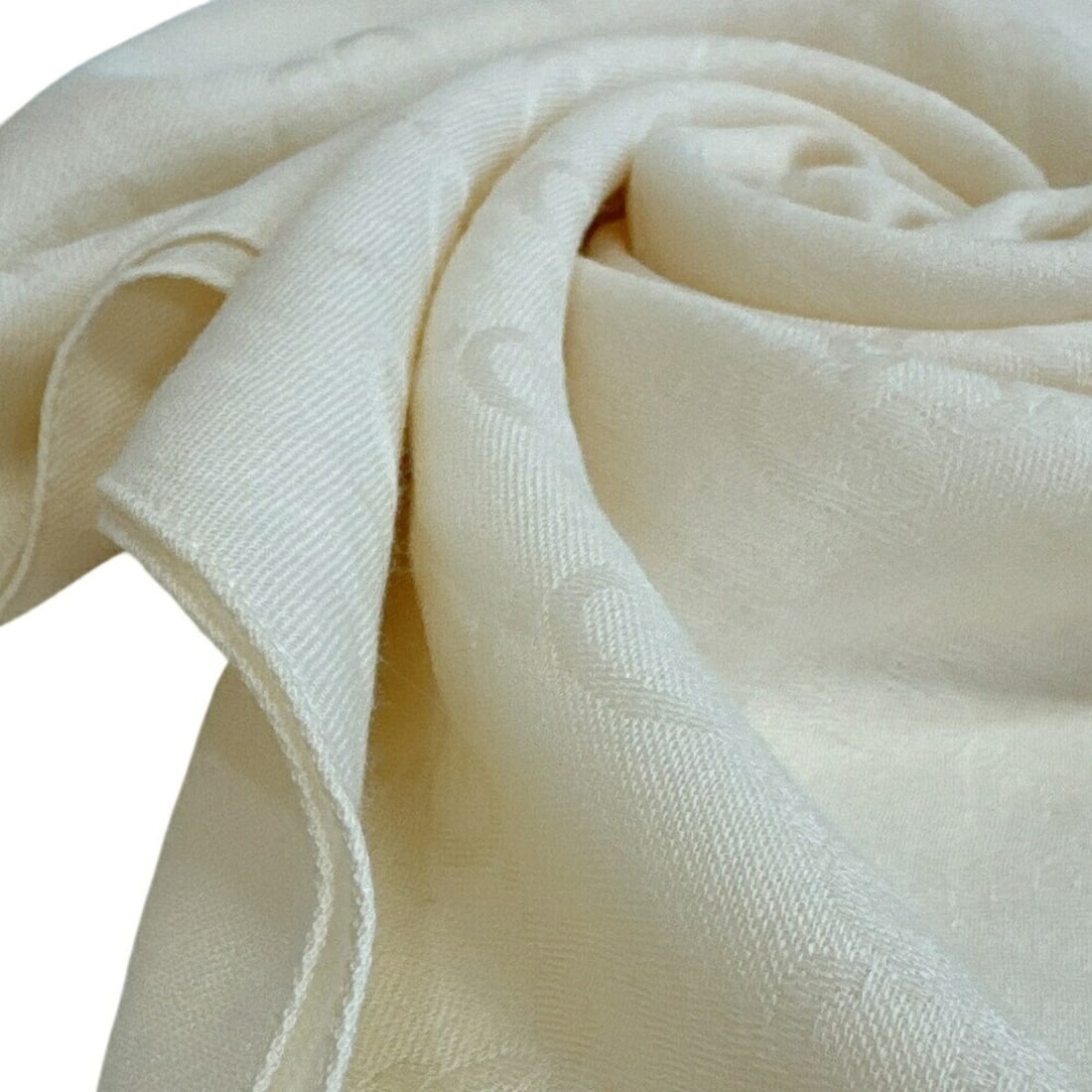 GUCCI GG Scarf, White - 10