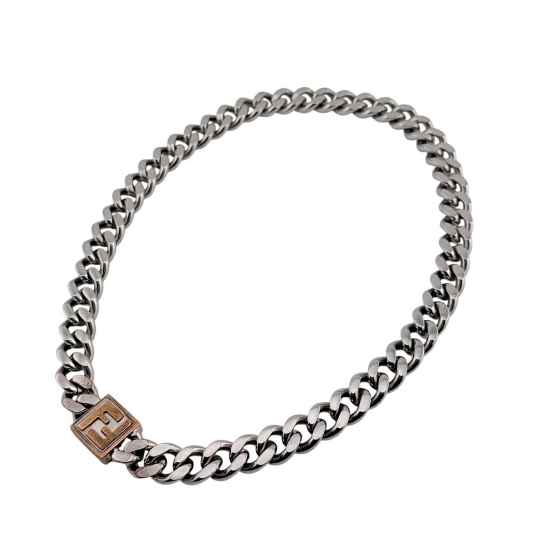 FENDI 7AJ293 F Necklace Chain Silver: --- Catalog ---Category: SizeNeck Circumference: 50 cm / 19.68''Category: DesignColor: SilverGender: UnisexNecklace Type: Neck chainCategory: GeneralMPN: 7AJ293Brand: Fendi--- Item List ---Section: